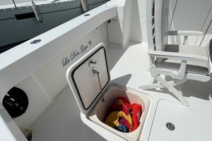 Viking 48 - La Don Goyo - Cockpit