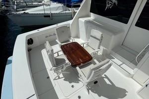 Viking 48 - La Don Goyo - Cockpit