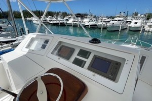 Viking 48 - La Don Goyo - Helm Tower