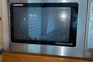 Viking 48 - La Don Goyo - Microwave