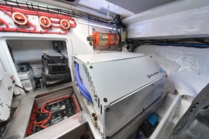 Knowles 37 - Ma Sheila - Engine Room