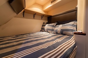 Hatteras 72 - Taz - Guest Stateroom