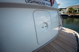 Hatteras 72 - Taz - Transom