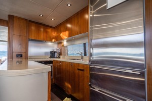 Sunseeker 75 - Vov - Galley