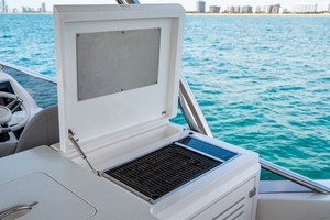 Sunseeker 75 - Vov - Flybridge Grill