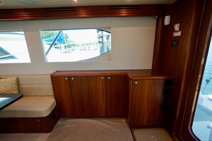 Hatteras 54 - Get Serious - Salon