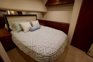 Hatteras 54 - Get Serious - Master Stateroom