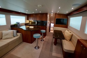 Hatteras 54 - Get Serious - Salon