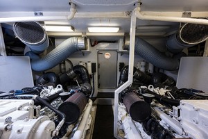 Princess Viking Sport Crusier 65 - Small Change - Engine Room