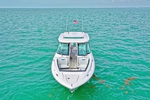 Tiara Yachts 34 - Exterior Profile