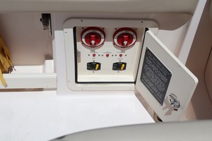 Grady-White 30 Sea Number - Electronics