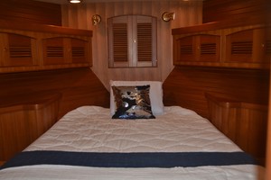 Marlow 53 - Forward Stateroom