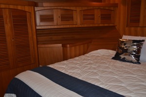 Marlow 53 - Forward Stateroom