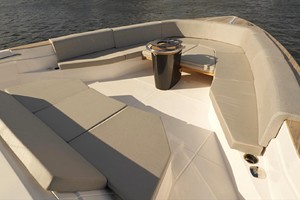 Ocean 55 - Bow
