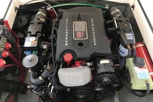 Pursuit 28 - Wired Up - Engine