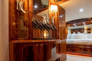 Lazzara 106 - Passion - Master Stateroom