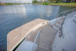 Lazzara 106 - Passion - Swim Platform