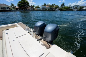 Grady-White 30 - Engines