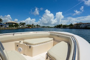 Grady-White 30 - Bow