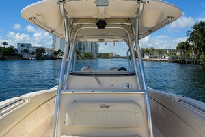 Grady-White 30 - Bow Seating