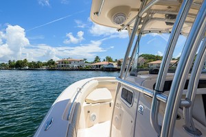 Grady-White 30 - Side View