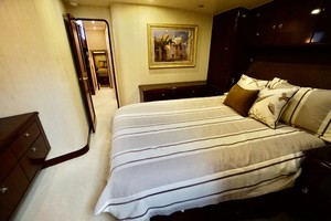 Ocean 73 - Sandra C - Guest Stateroom