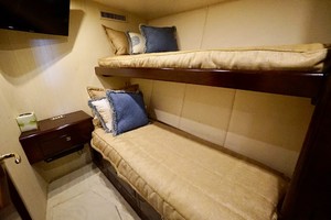 Ocean 73 - Sandra C - Bunk Stateroom