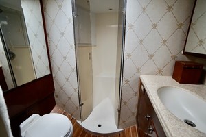 Ocean 73 - Sandra C - Guest Head
