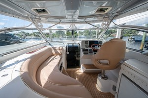 Chris-Craft 43 - Miss Mattie - Helm