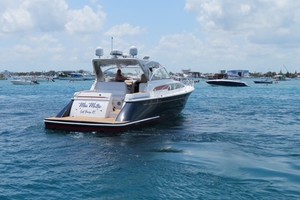 Chris-Craft 43 - Miss Mattie - Exterior