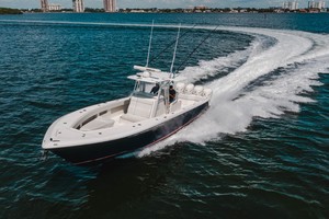 SeaVee 39 - Exterior Profile