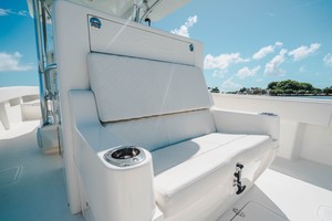 SeaVee 39 - Bow Seating