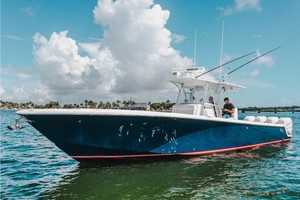 SeaVee 39 - Exterior Profile