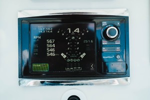 SeaVee 39 - Electronics