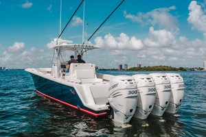 SeaVee 39 - Mercury Engines