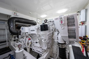 Viking 44 - Darlin Marlin - Engine Room