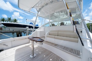 Viking 44 - Darlin Marlin - Cockpit