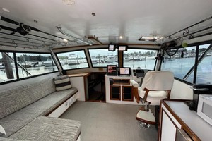 H&H Marine 40 - Hunt & Harvest - Pilothouse