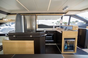 Azimut 66 - Lady M - Galley