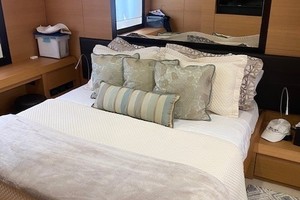 Pershing 64 - SoundView - Master Stateroom