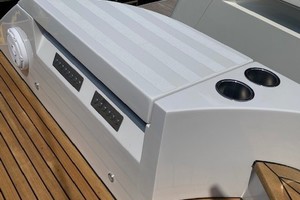 Pershing 64 - SoundView - Aft Deck