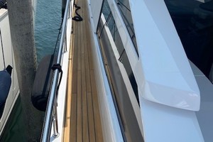 Pershing 64 - SoundView - Side Deck