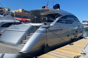 Pershing 64 - Lady Leenie - Exterior Profile