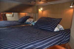 Jupiter 41- master berth