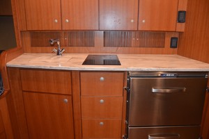Jupiter 41- galley