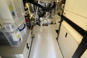 Azimut 68 - Forever - Engine Room