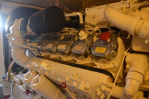 Bertram 51 Reel Friends-engine room