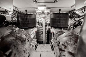 Azimut 68 - Forever - Engine Room