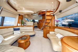 Azimut 68 - Forever - Salon