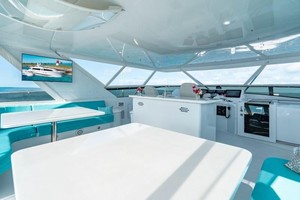 Hatteras 100 - Flybridge